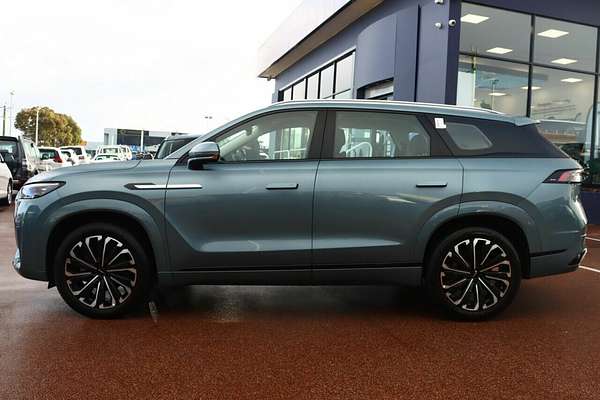 2025 Jaecoo J8 Track