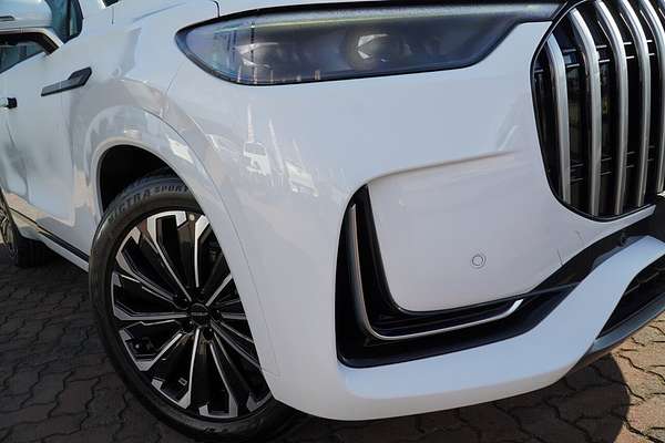 2025 Jaecoo J8 Track