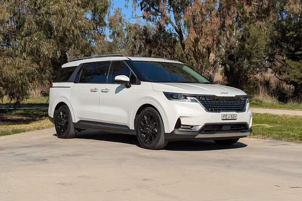 2023 Kia Carnival Platinum KA4