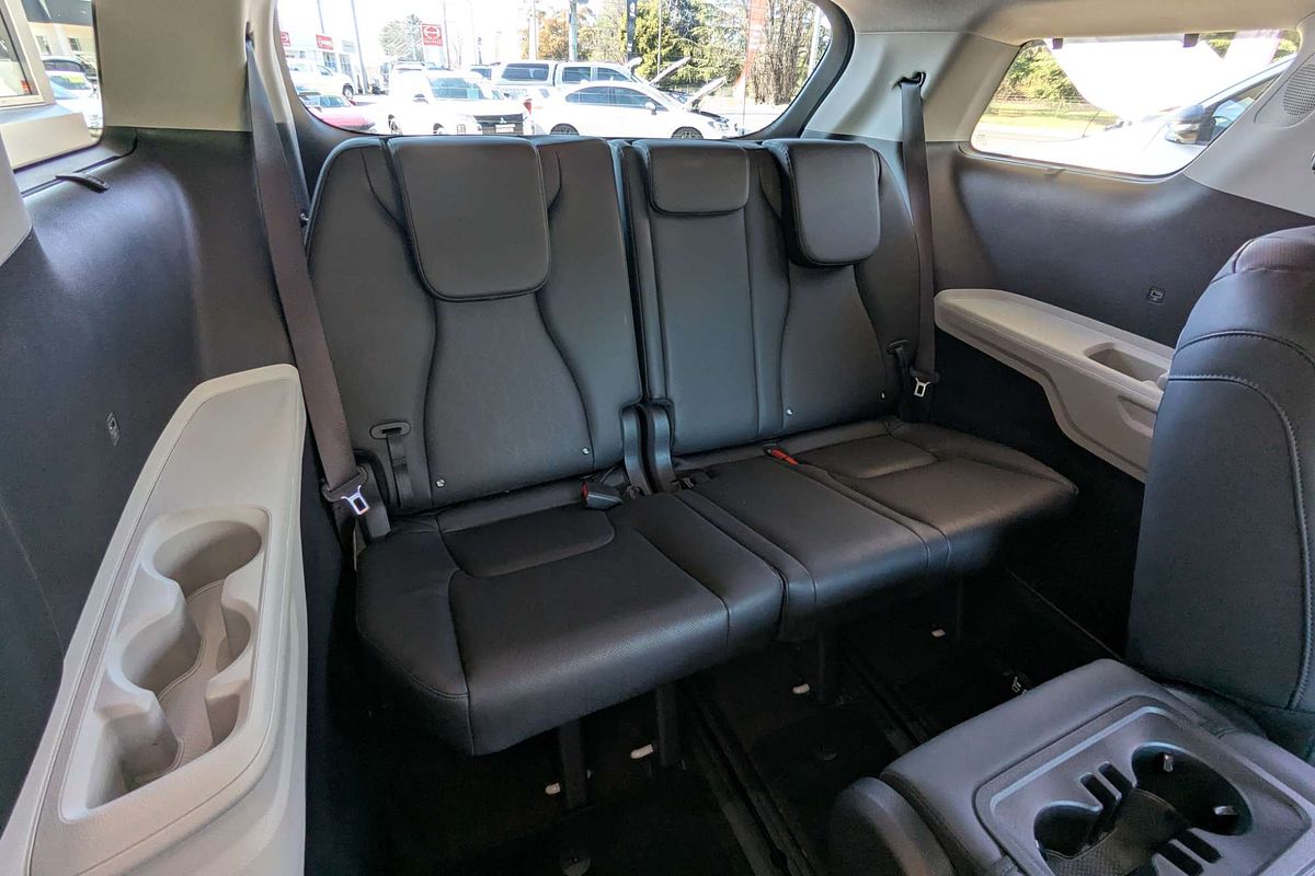 2023 Kia Carnival Platinum KA4