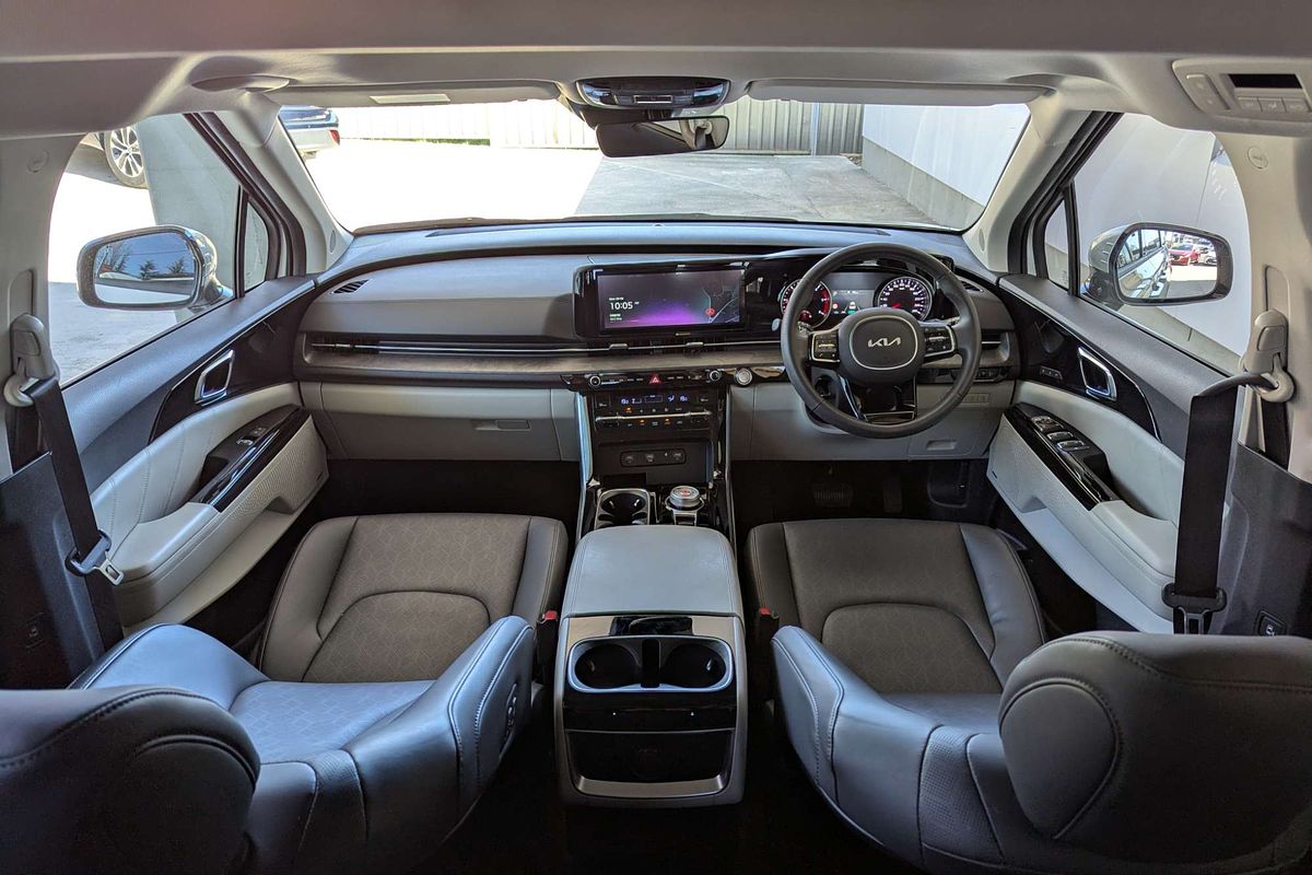 2023 Kia Carnival Platinum KA4