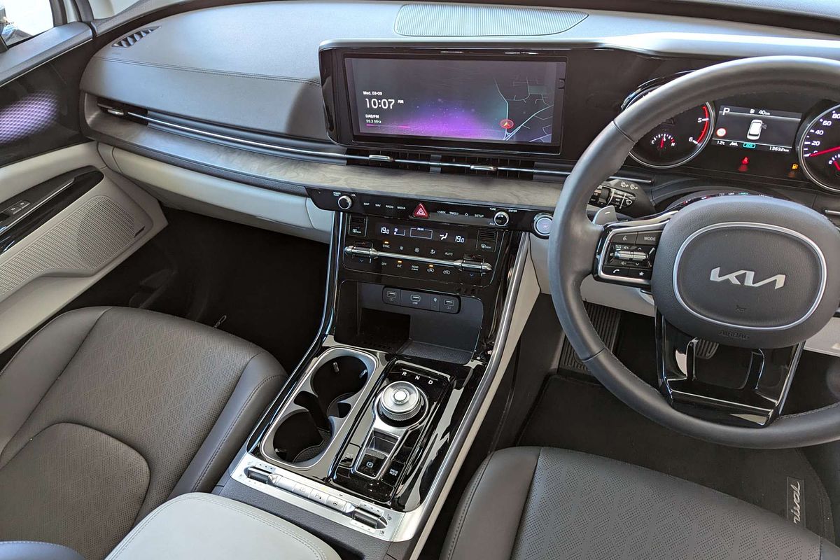 2023 Kia Carnival Platinum KA4