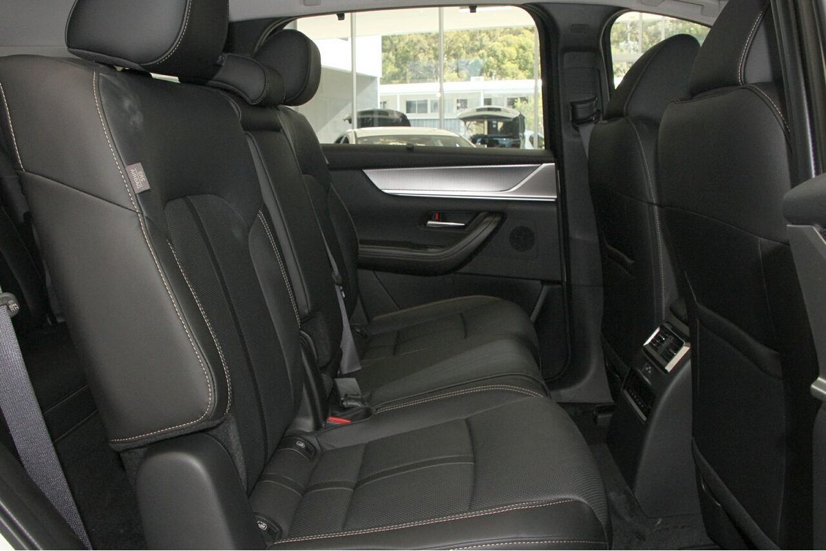 2025 Mazda CX-90 G50e Touring KK