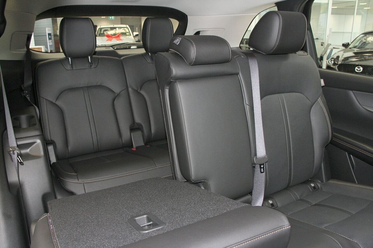 2025 Mazda CX-90 G50e Touring KK
