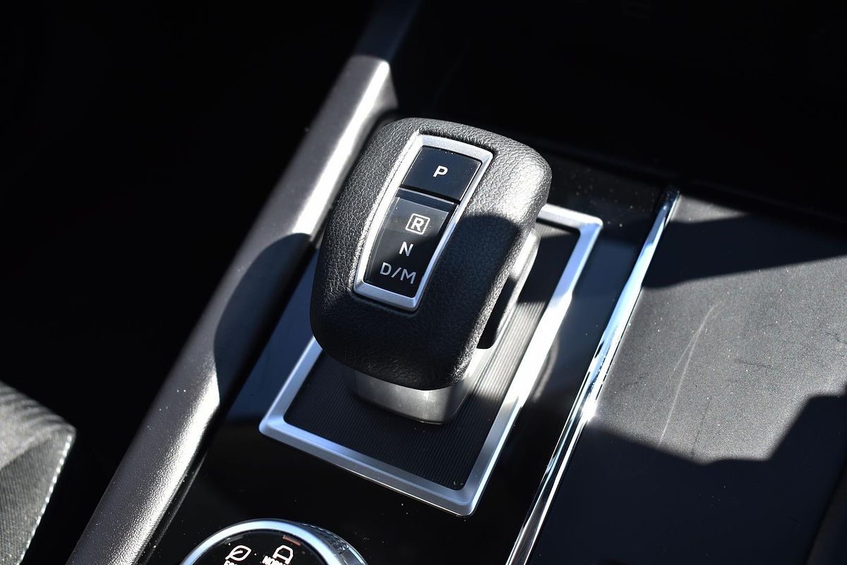 2024 Mitsubishi Outlander ES ZM