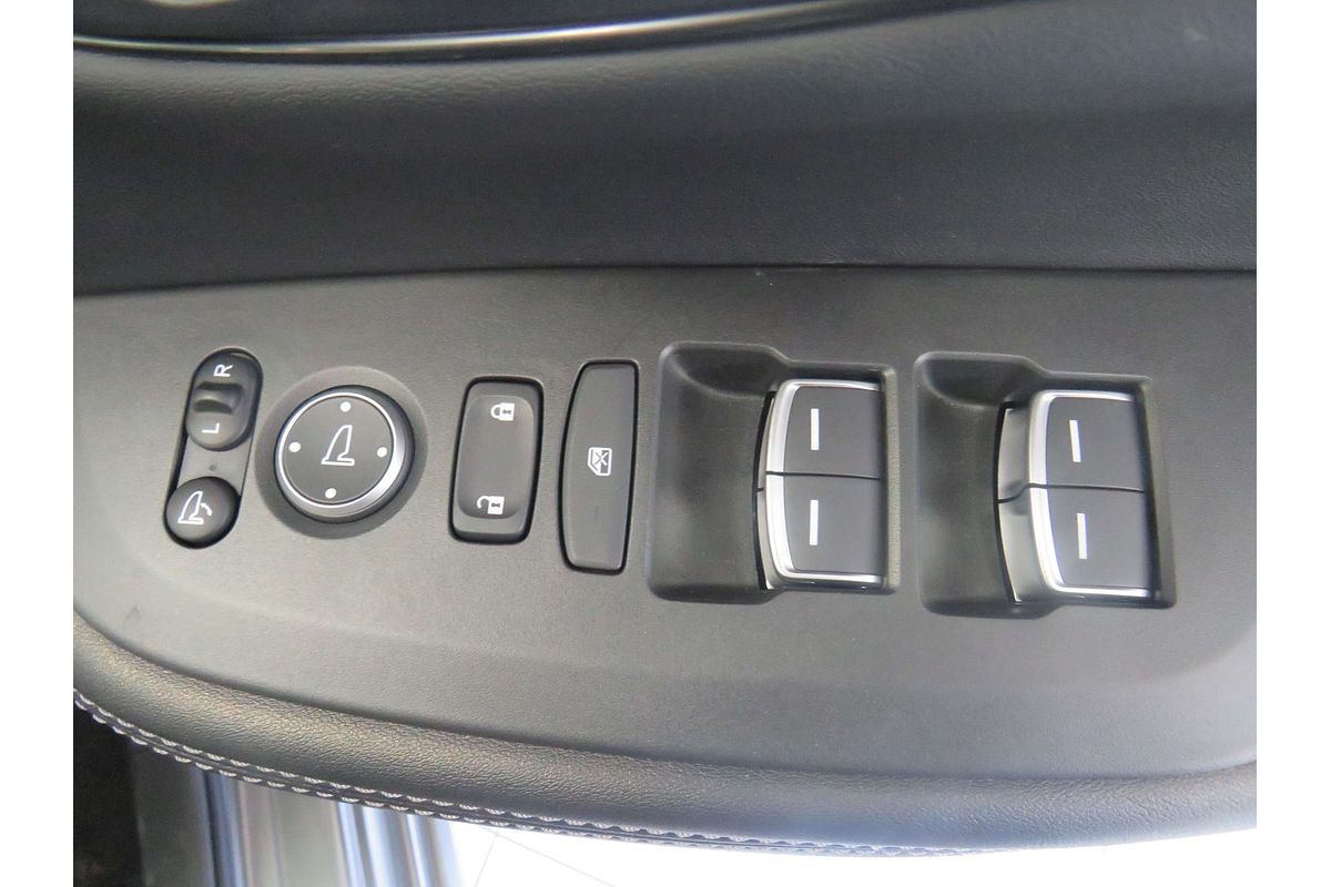 2025 Honda ZR-V e:HEV LX RZ