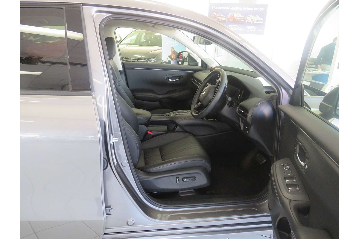 2025 Honda ZR-V e:HEV LX RZ