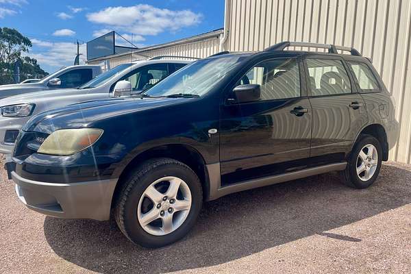 2003 Mitsubishi Outlander XLS ZE