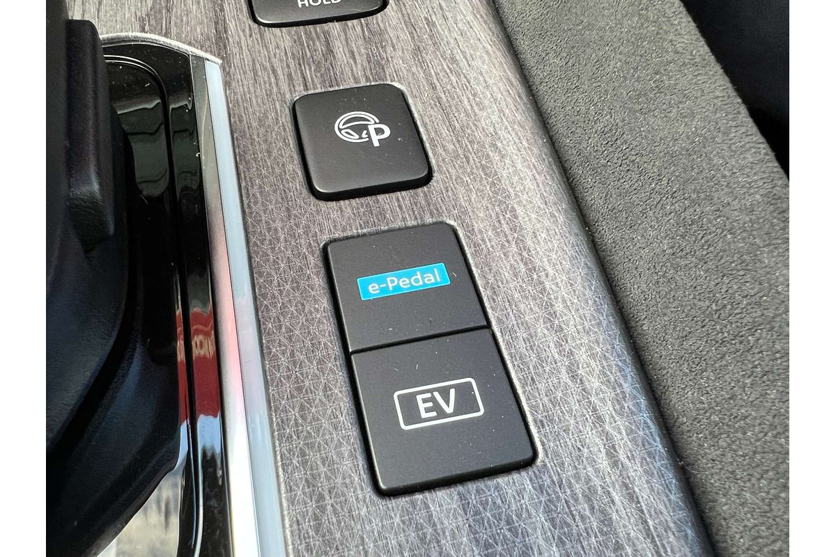 2025 Nissan QASHQAI Ti-L J12