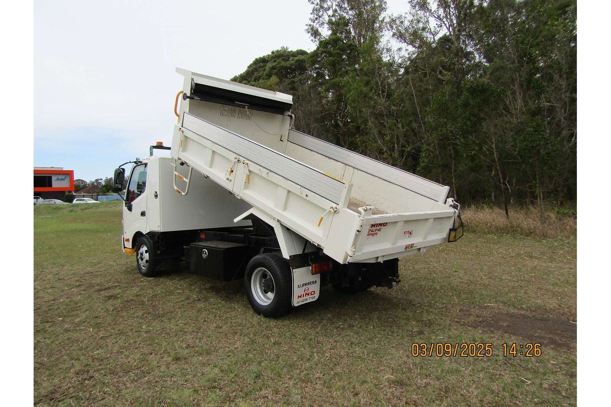 2017 Hino 300 Series 716 4x2