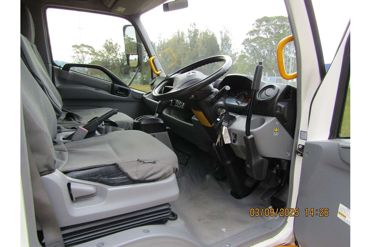 2017 Hino 300 Series 716 4x2