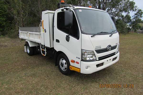 2017 Hino 300 Series 716 4x2