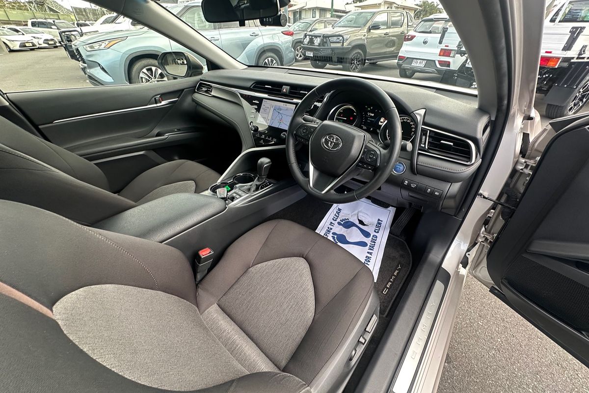 2020 Toyota Camry Ascent Sport