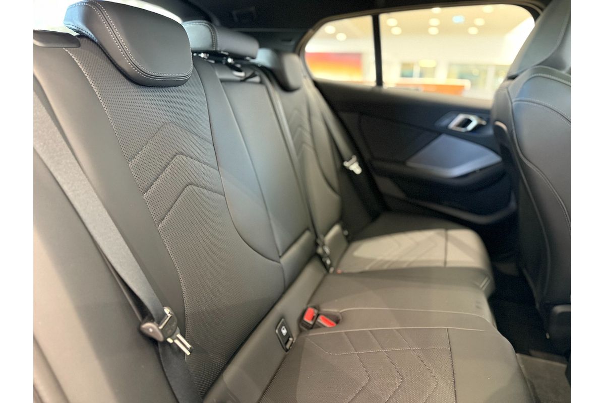 2024 BMW 1 Series 118 M Sport F70
