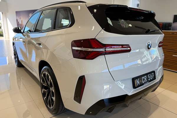 2025 BMW X3 20 xDrive G45
