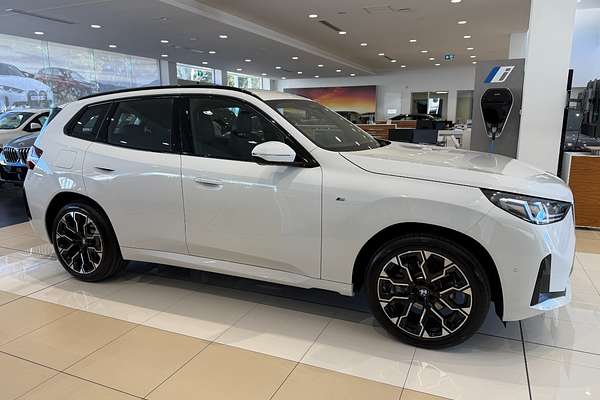 2025 BMW X3 20 xDrive G45
