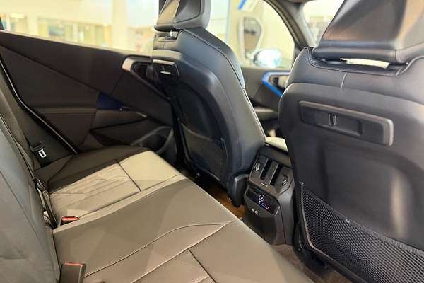 2025 BMW X3 20 xDrive G45