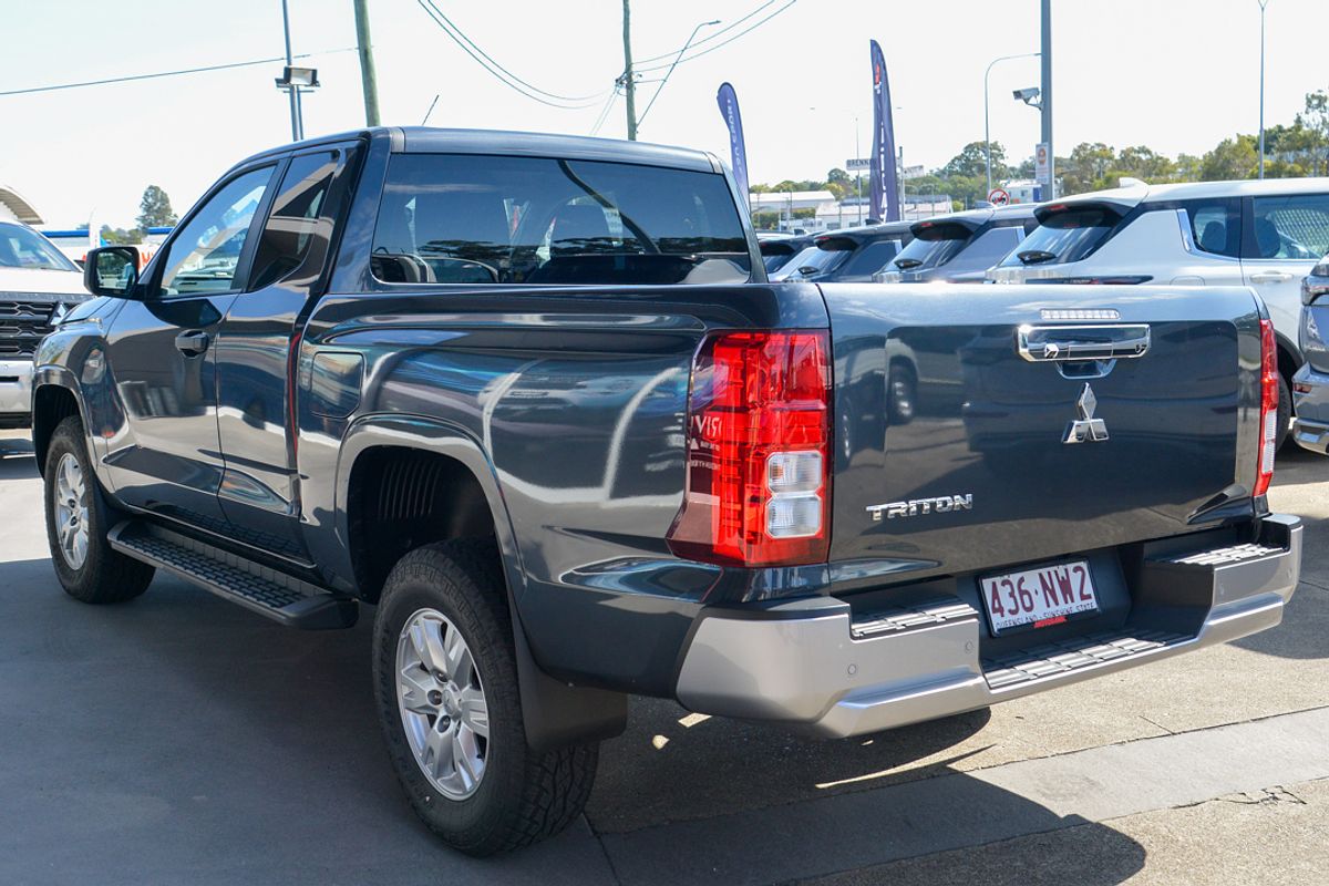 2024 Mitsubishi Triton GLX+ MV 4X4