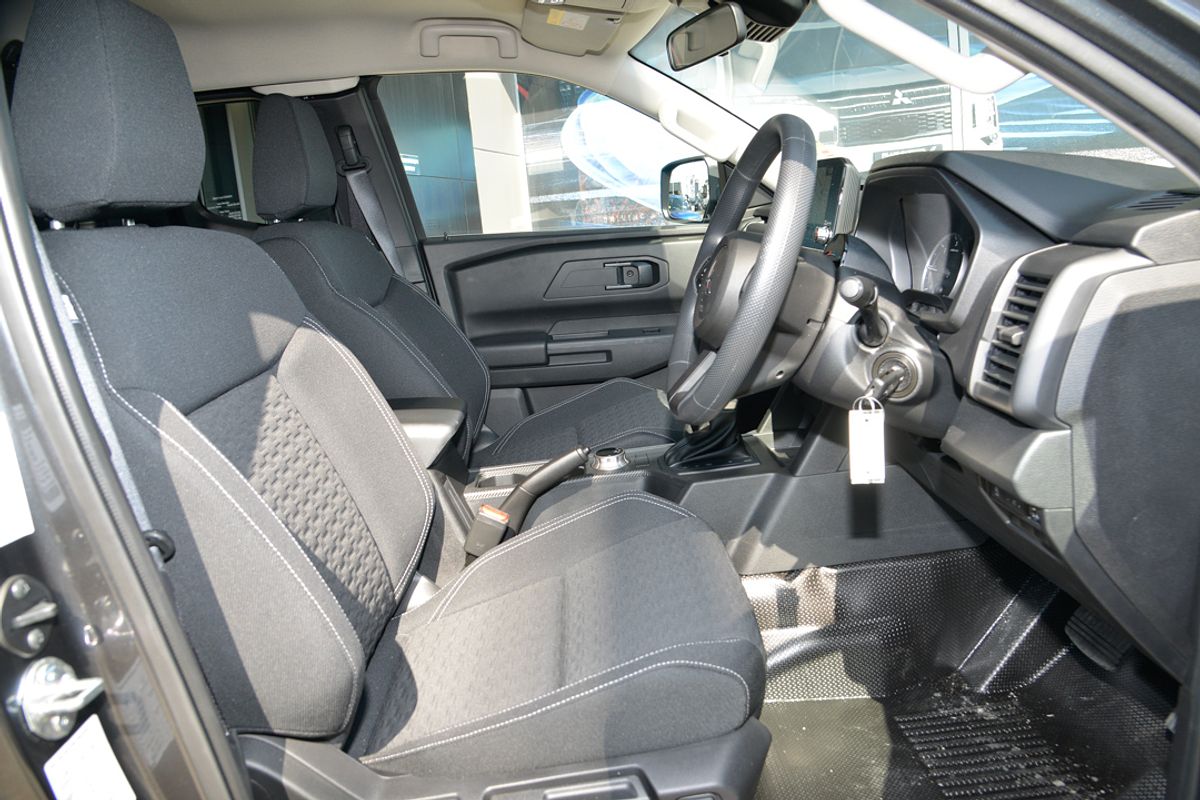 2024 Mitsubishi Triton GLX+ MV 4X4