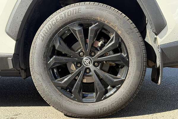 2022 Toyota RAV4 Cruiser AXAH52R