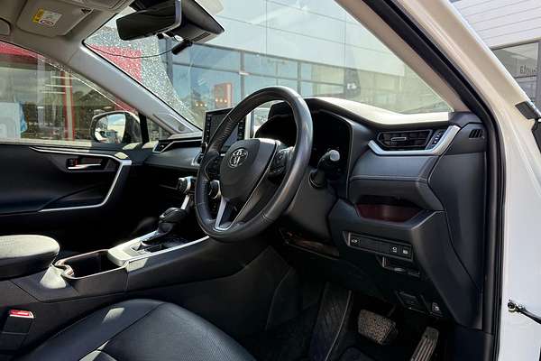 2022 Toyota RAV4 Cruiser AXAH52R
