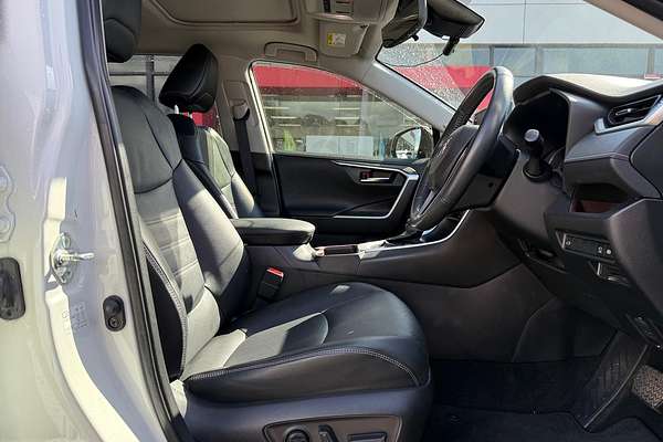 2022 Toyota RAV4 Cruiser AXAH52R