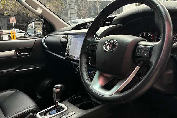 2021 Toyota Hilux SR5 GUN126R 4X4