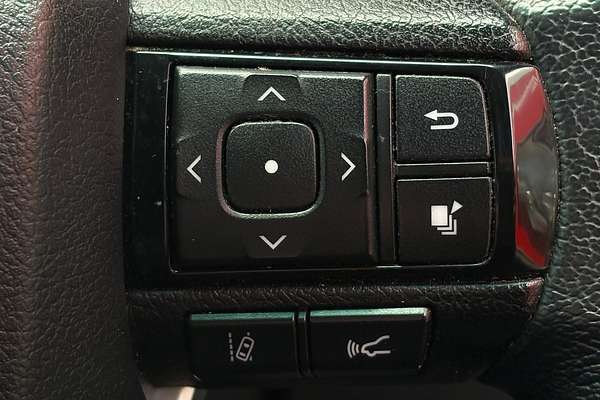 2021 Toyota Hilux SR5 GUN126R 4X4