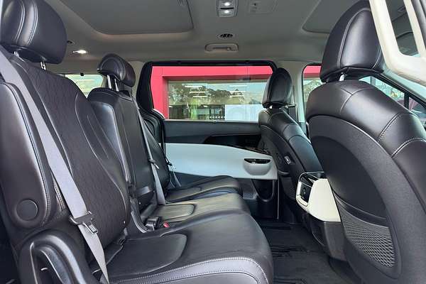2023 Kia Carnival Special Edition KA4