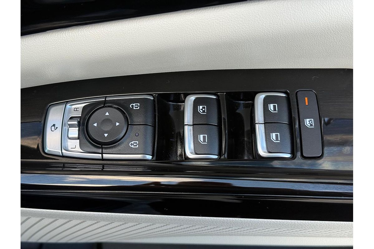 2023 Kia Carnival Special Edition KA4