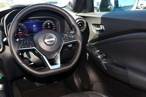2024 Nissan JUKE ST-L F16