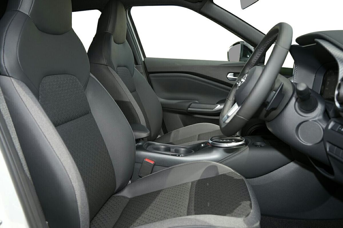 2024 Nissan JUKE ST-L F16