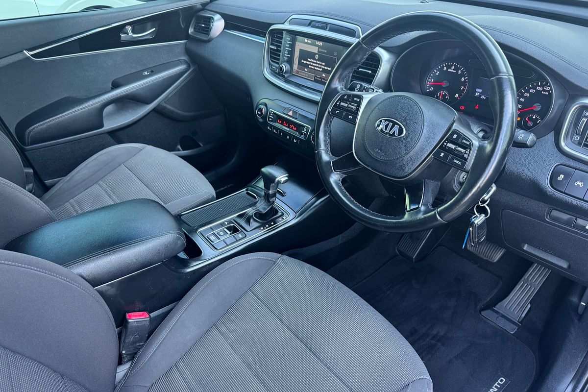 2018 Kia Sorento Si UM