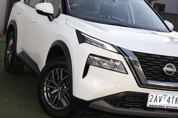 2025 Nissan X-TRAIL ST T33
