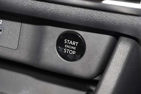 2025 Nissan X-TRAIL ST T33