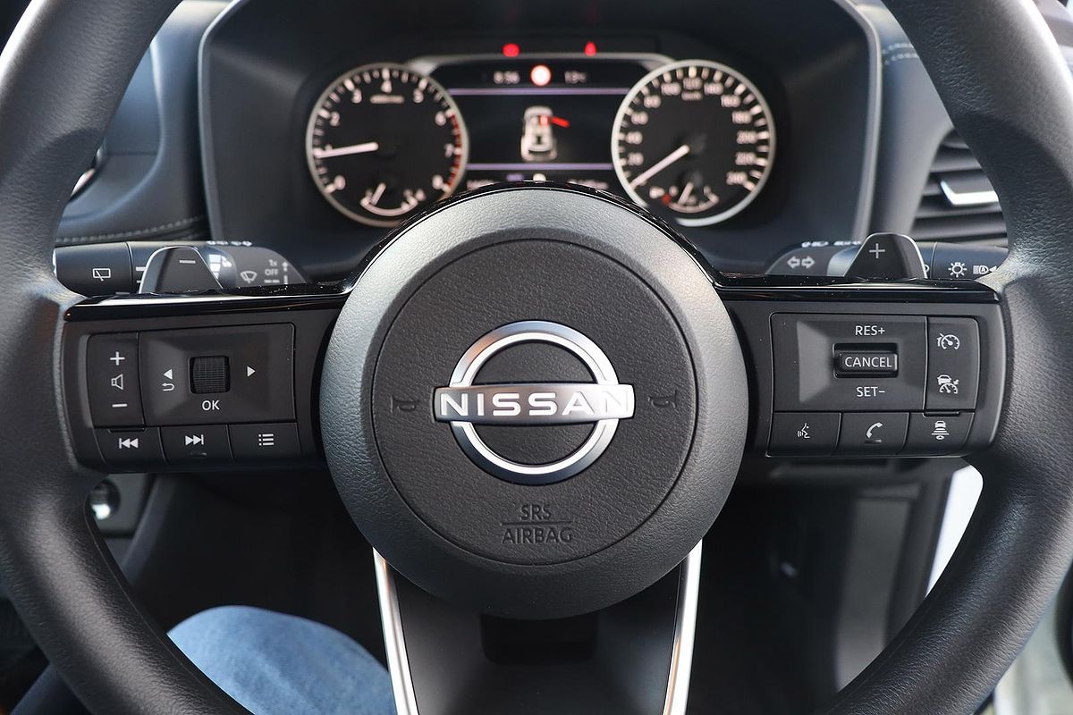 2025 Nissan X-TRAIL ST T33