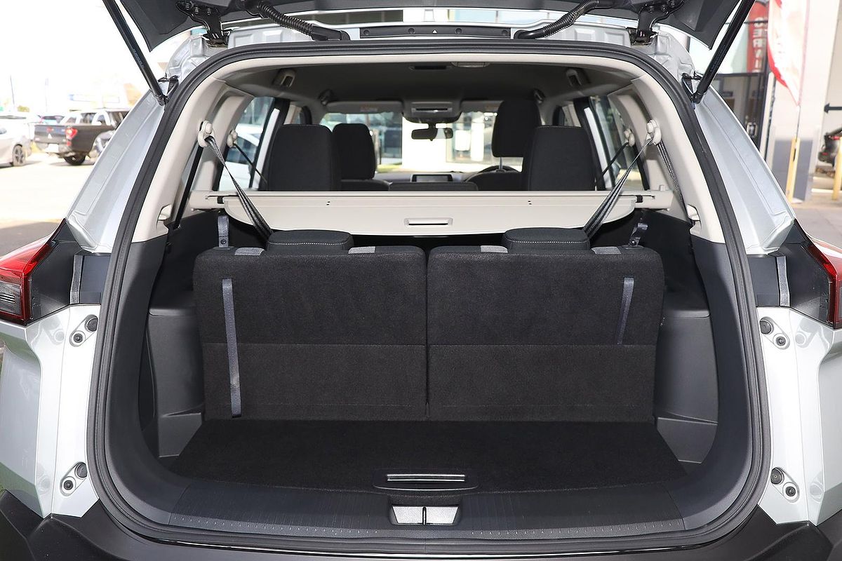 2024 Nissan X-TRAIL ST T33