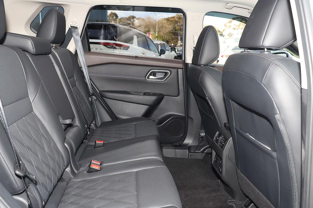 2024 Nissan X-TRAIL Ti-L T33