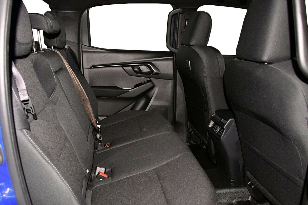 2025 Isuzu D-MAX X-RIDER 4X4