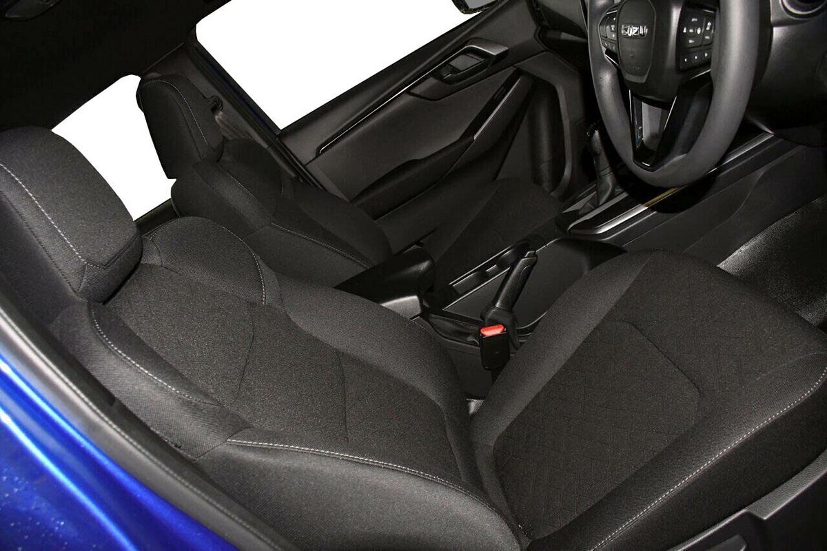 2025 Isuzu D-MAX X-RIDER 4X4