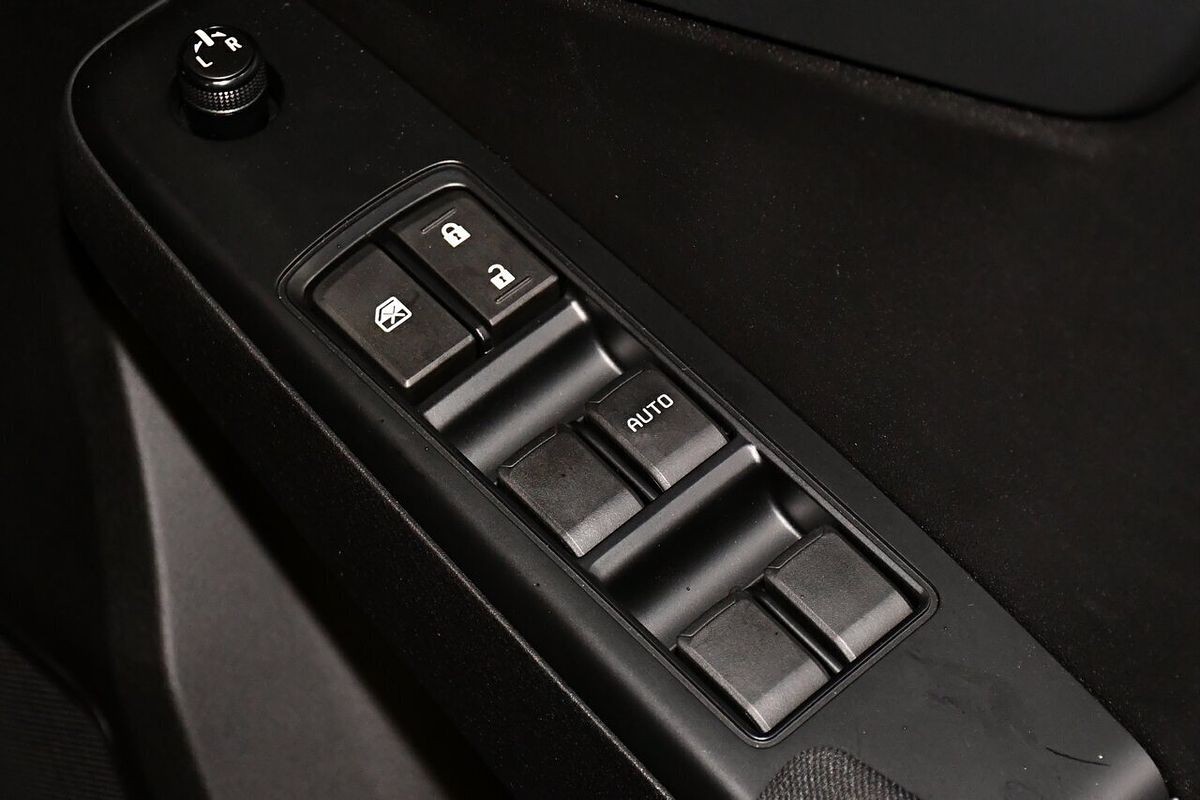 2025 Isuzu D-MAX X-RIDER 4X4