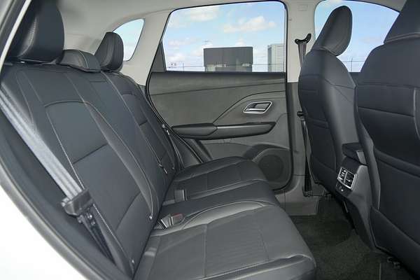 2025 MG ZS Essence Turbo ZS32