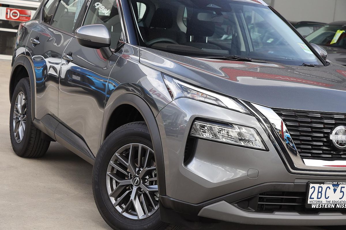 2024 Nissan X-TRAIL ST T33