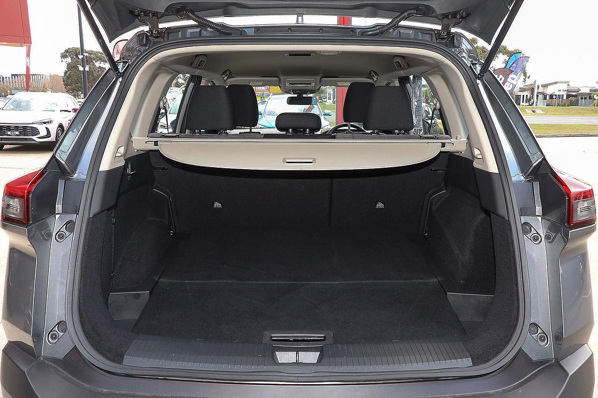 2024 Nissan X-TRAIL ST T33