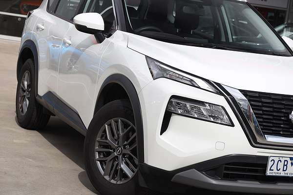 2025 Nissan X-TRAIL ST T33