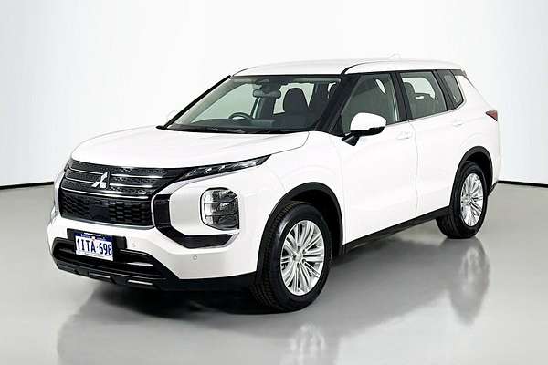 2024 Mitsubishi Outlander ES ZM