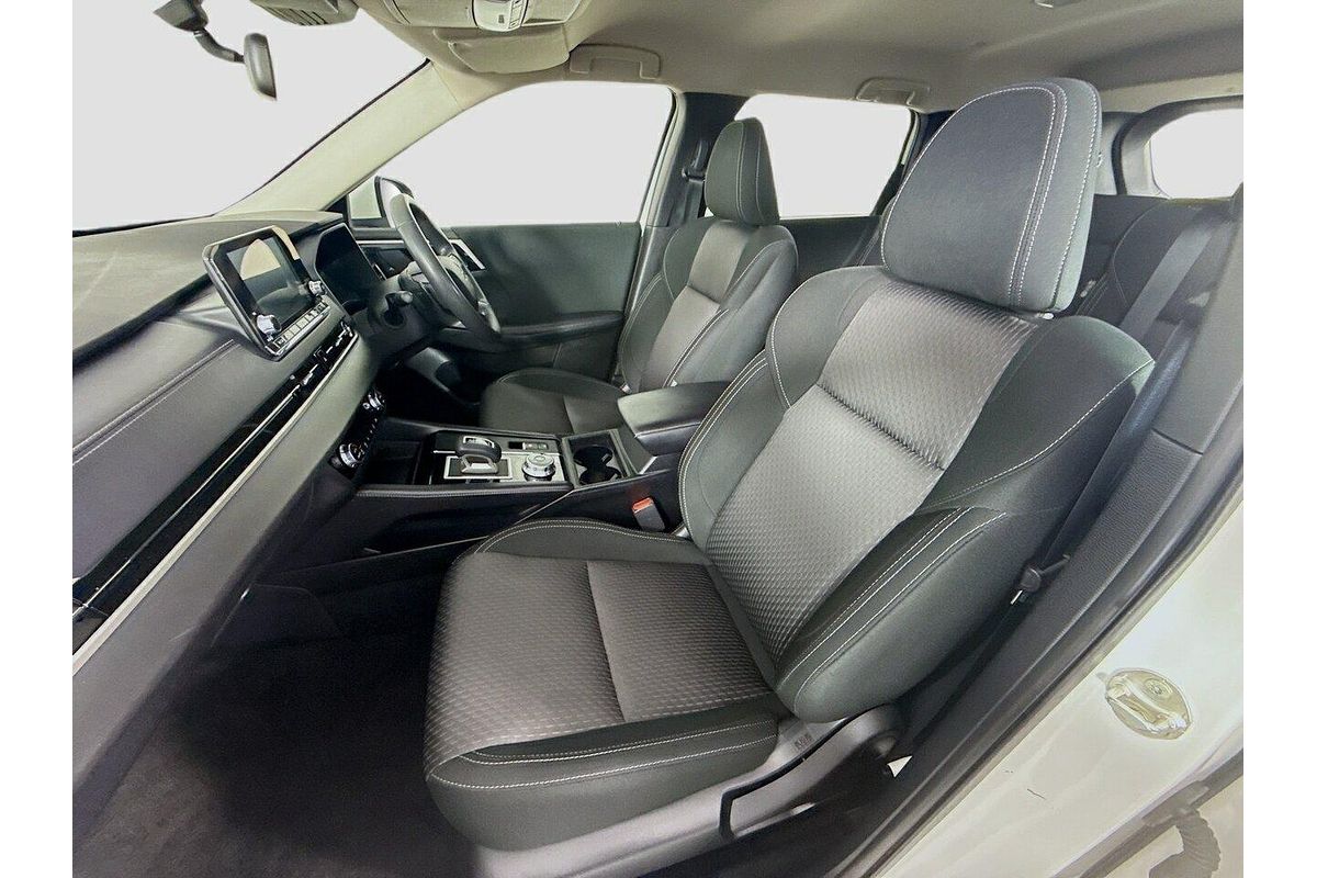 2024 Mitsubishi Outlander ES ZM