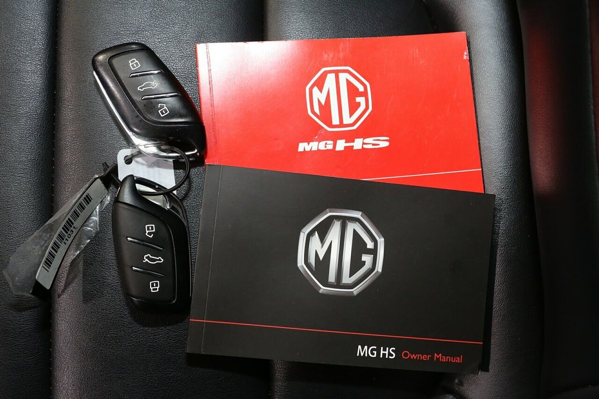 2023 MG HS Excite SAS23