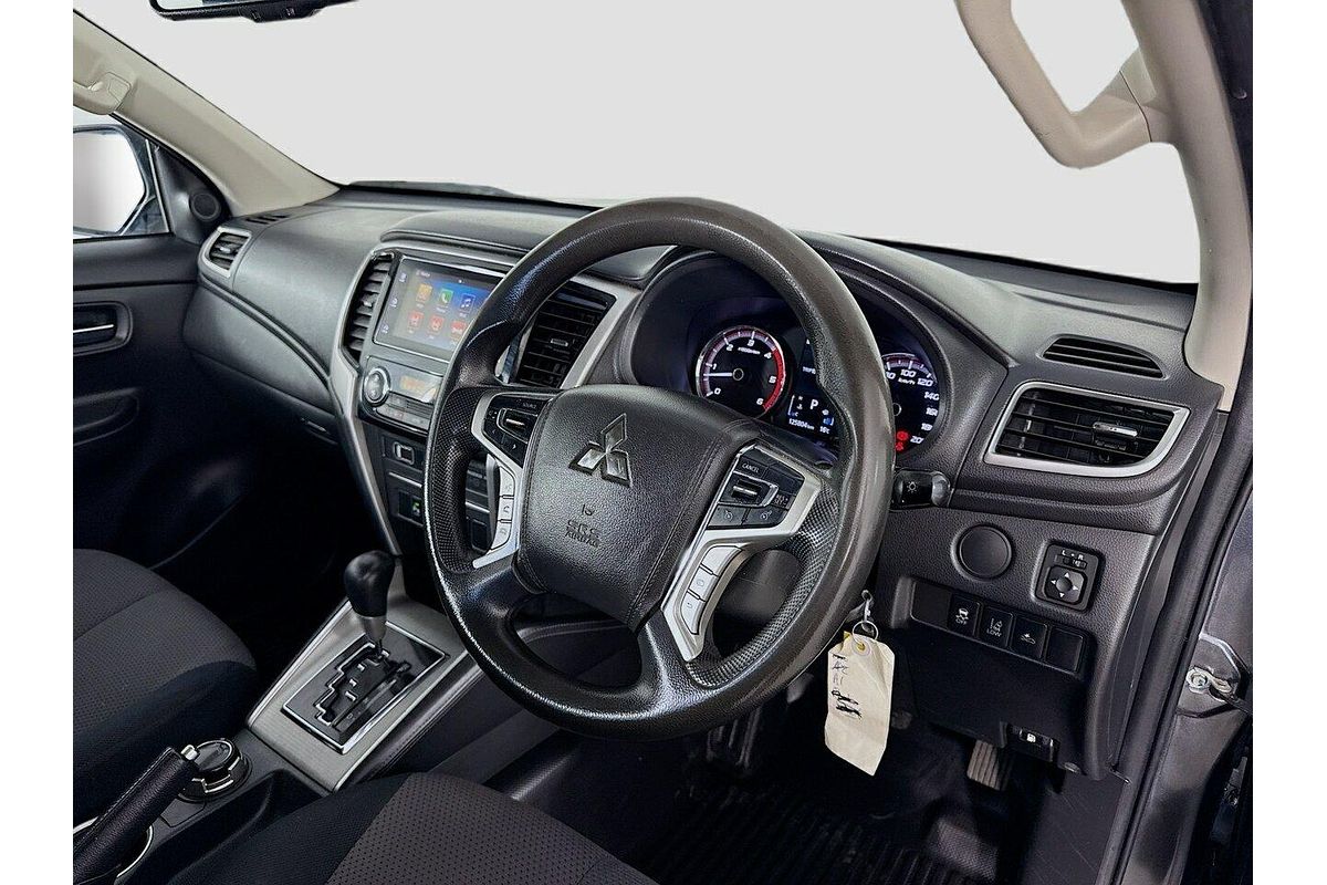 2019 Mitsubishi Triton GLX MR 4X4