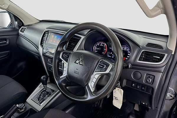 2019 Mitsubishi Triton GLX MR 4X4